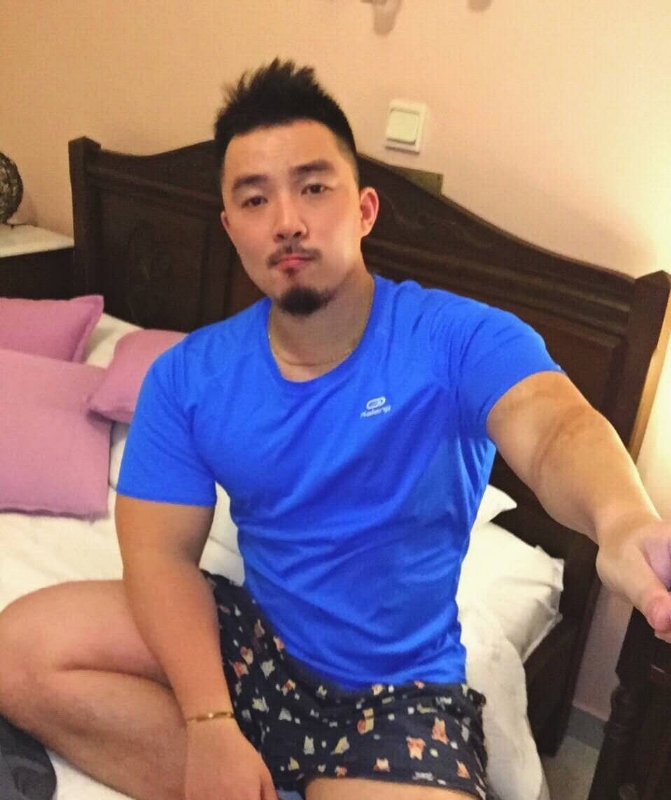 上下一条龙的第一张照片--海口父母相亲团