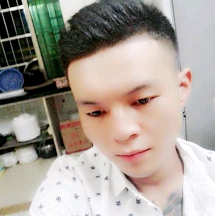 子龙的第一张照片--海口父母相亲团